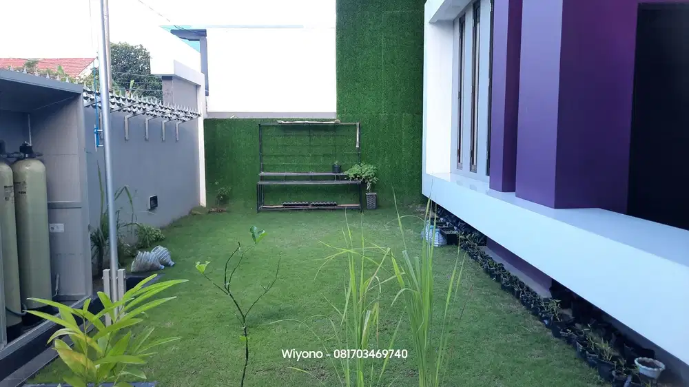 Rumah Dharmahusada Indah Mewah Dengan 4 Halaman Terbuka Semi Furnished