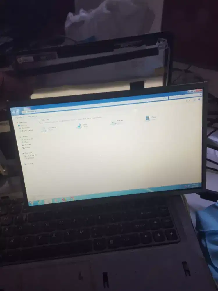 Layar led slim 15.6 inc 40 pin