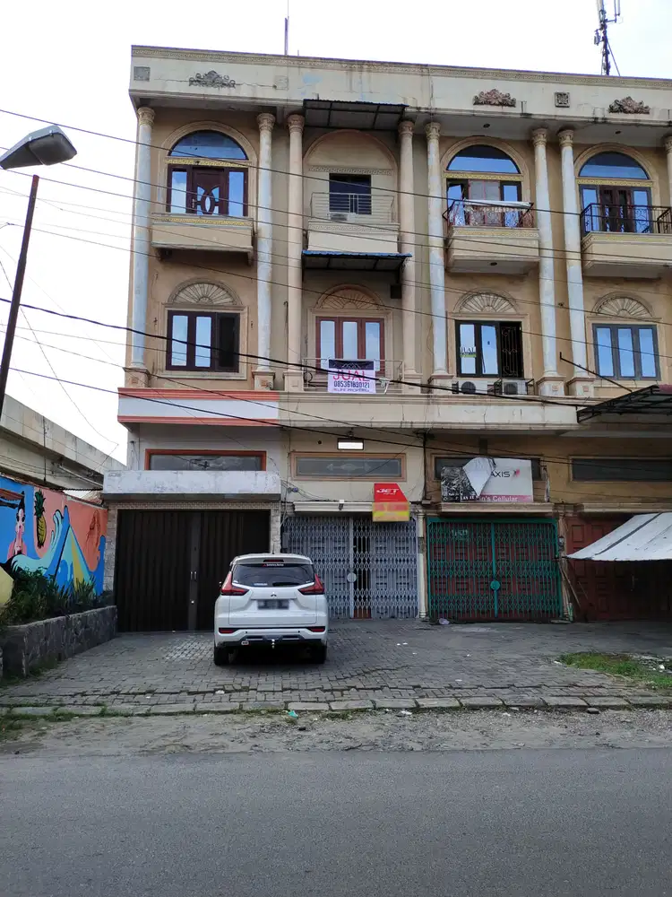 Ruko di Jalan Bambu 2 ( Krakatau )