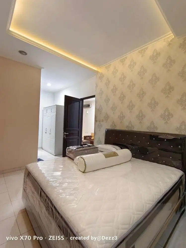 Dijual Cepat rumah mewah 2 lantai dekat simpang Lima di jl Pleburan