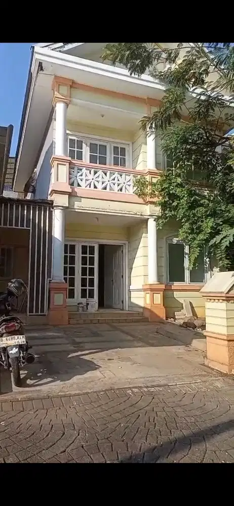 DiJual RUMAH SIAP HUNI di KOTA WISATA CIBUBUR