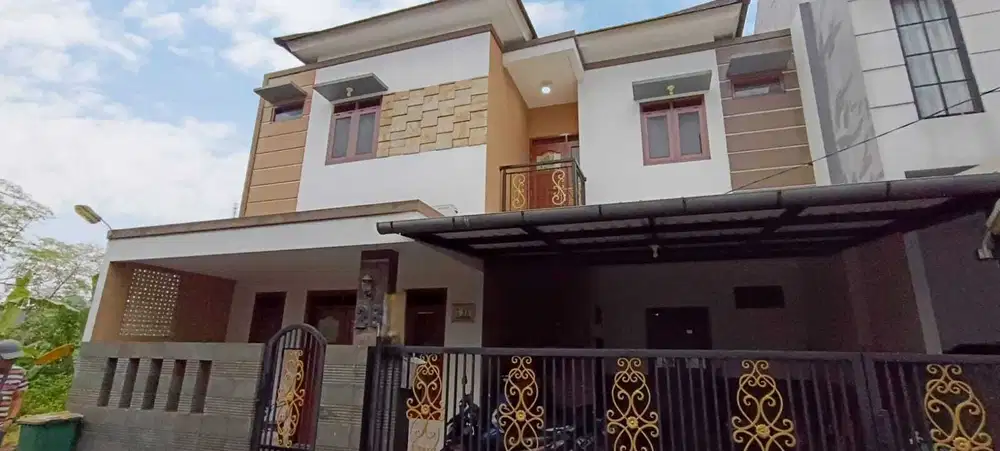 Y276 Rumah Bagus Full Furnished di Ciracas Jakarta Timur