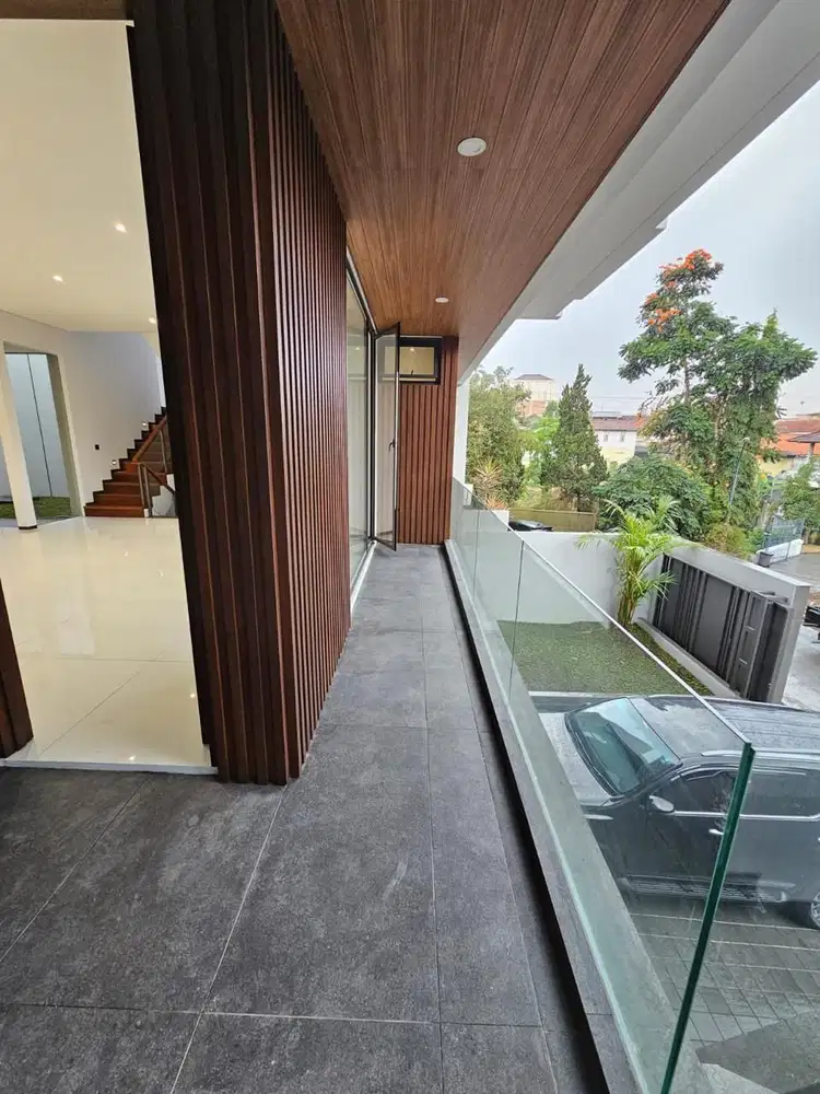 JUAL RUMAH BARU SIAP HUNI NYAMAN DI SETRA DUTA