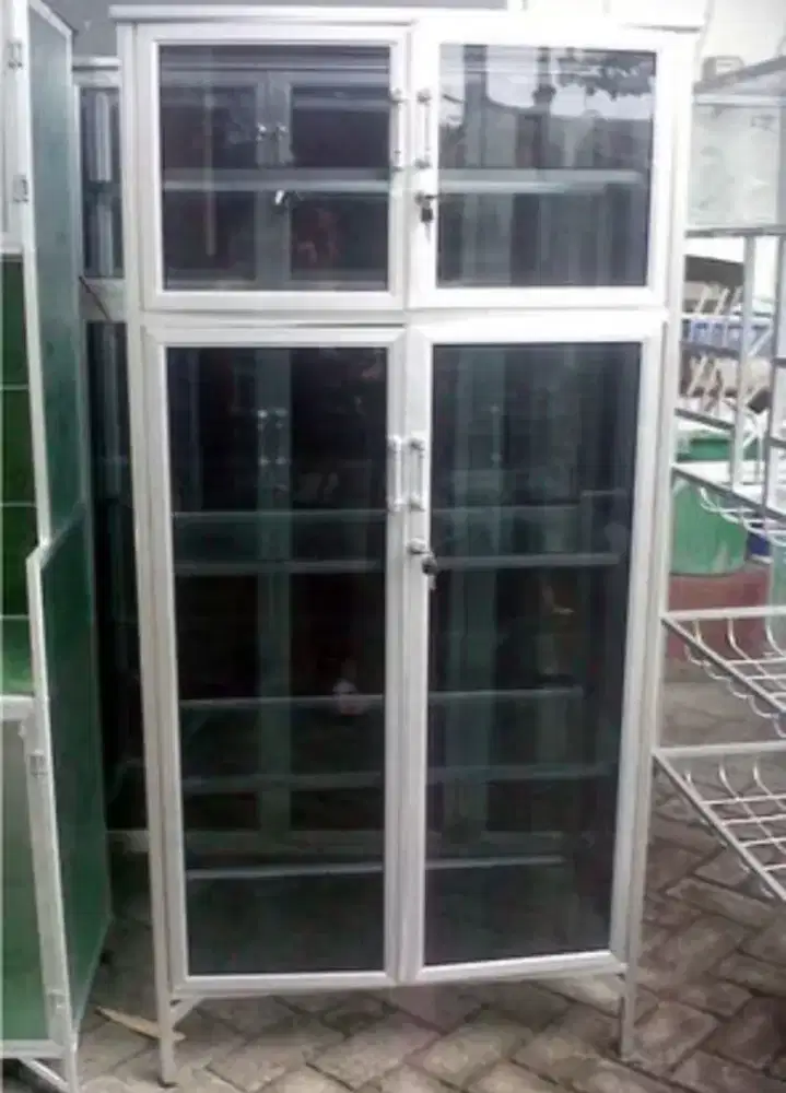 Lemari Serbaguna Aluminium 2 Pintu Frame Putih Kaca Riben