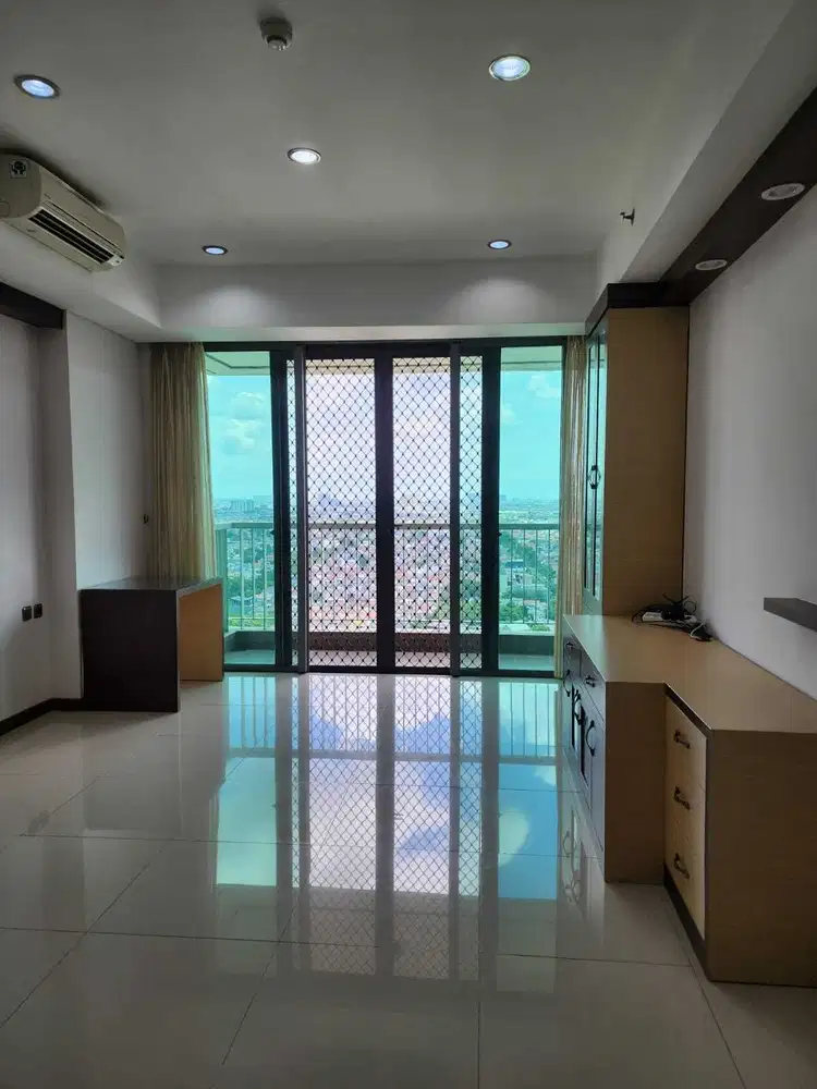 Dijual Murah Cepat Apartment St Moritz terletak di CBD Jakarta Barat