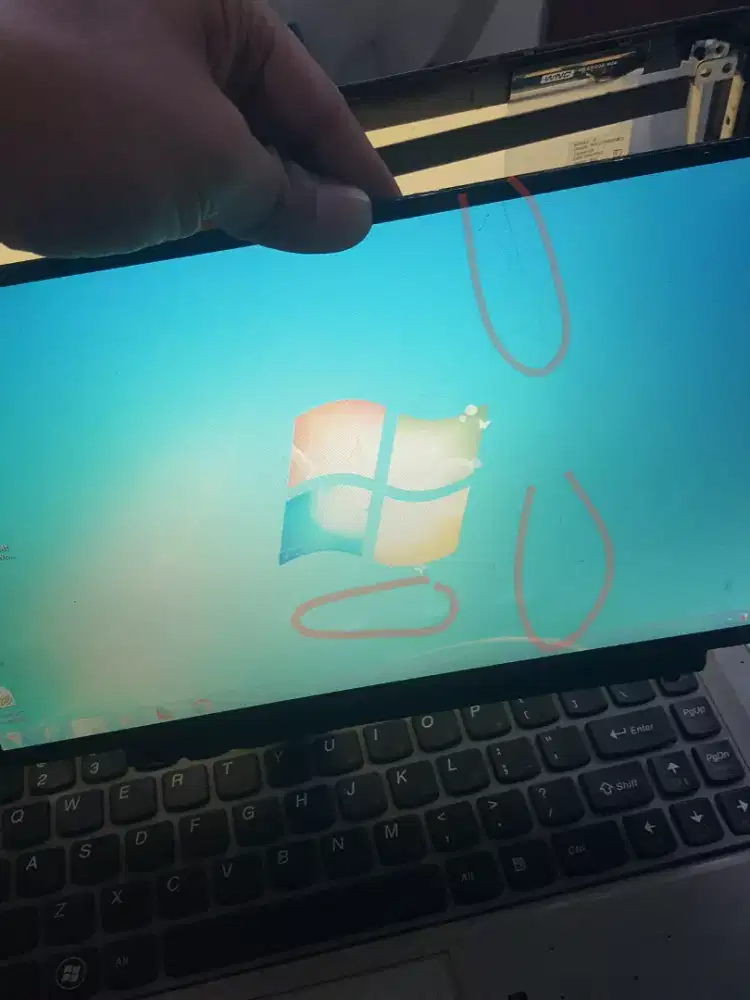 Layar led notebook slim 12.5 inc 40 pin minus ada bkas kater