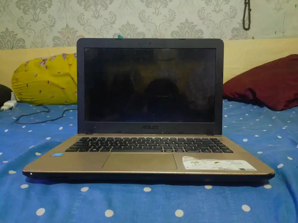 Laptop Asus X441M 14 Inch