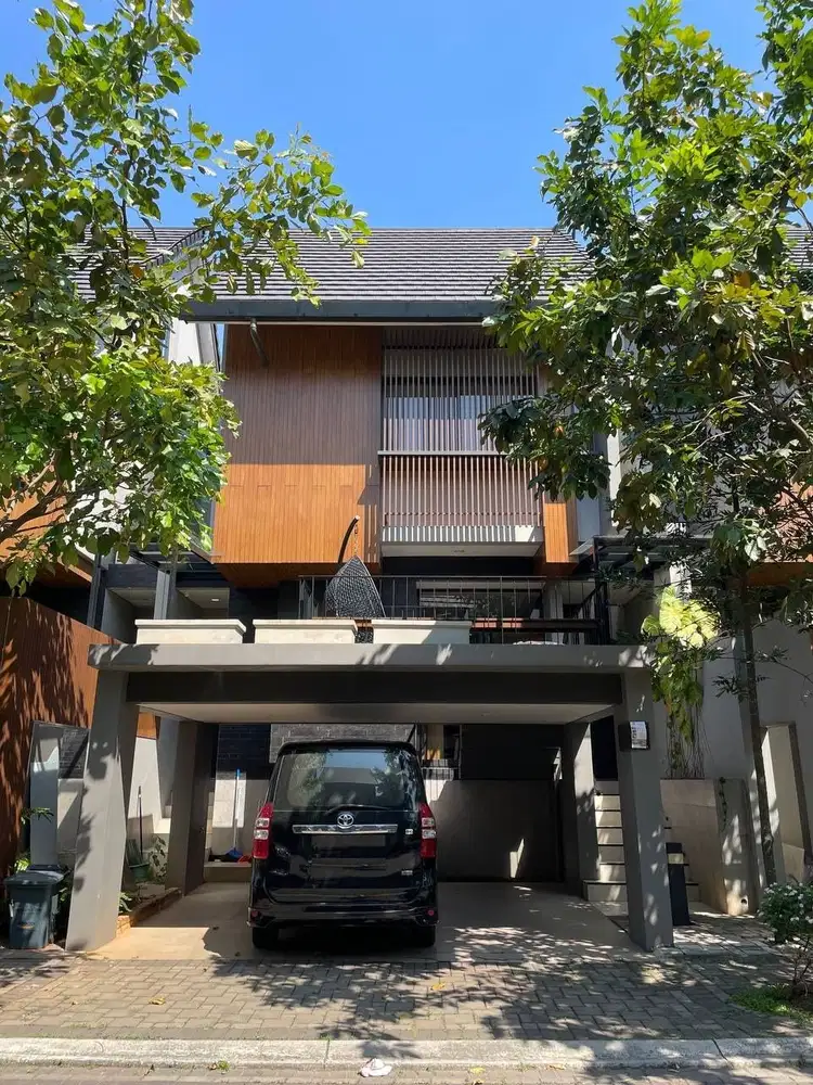 JUAL CEPAT Cluster Caelus Greenwich Park BSD City Rumah 3 Lantai SHM 4,1 M
