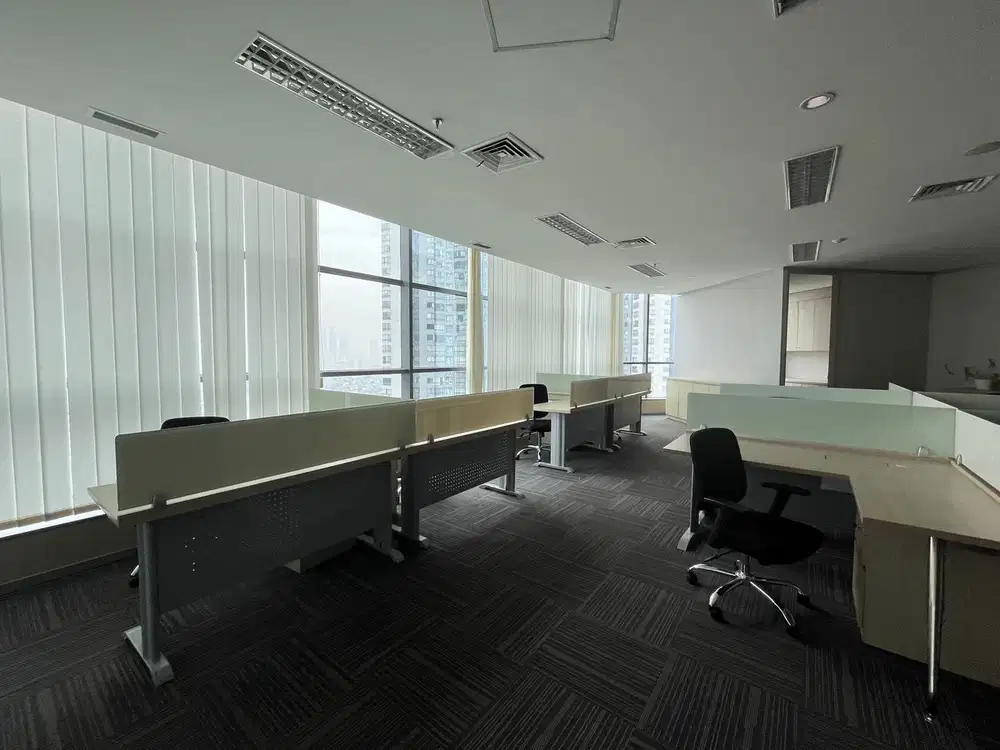 Disewakan Ruang Kantor APL Office, Furnished Luas 166,7m2