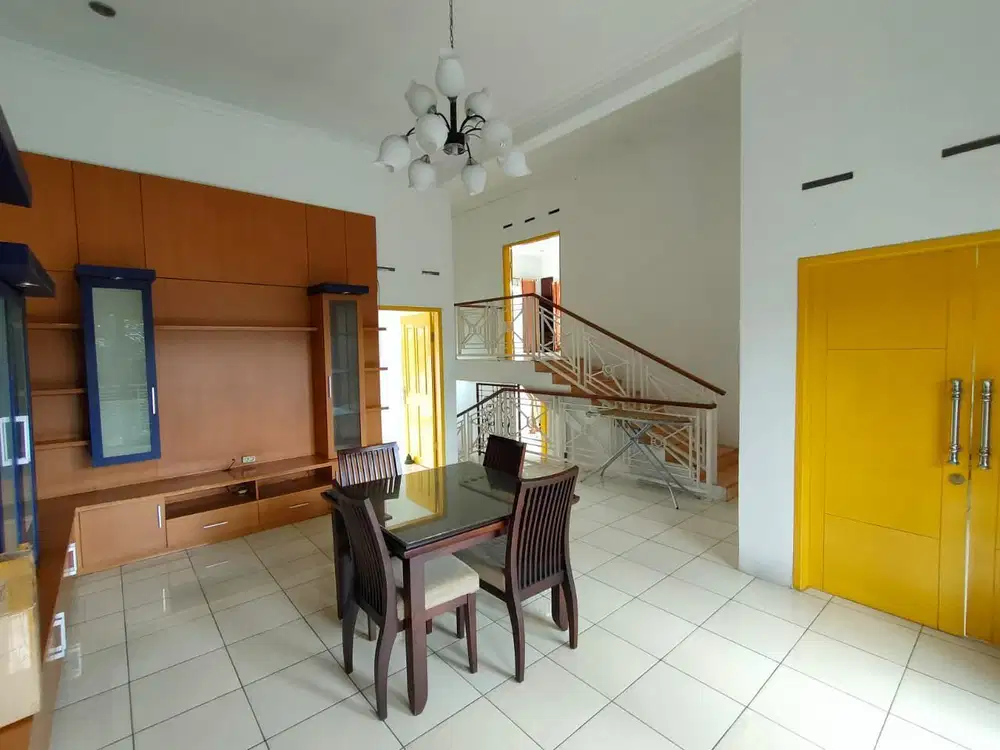 Dijual Rumah Mewah Nyaman Asri Di Batujajar Bandung