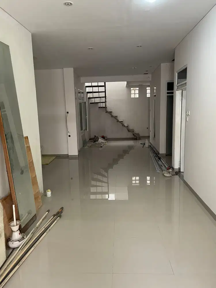 Dijual Rumah minimalis di Taman Holis Indah 1