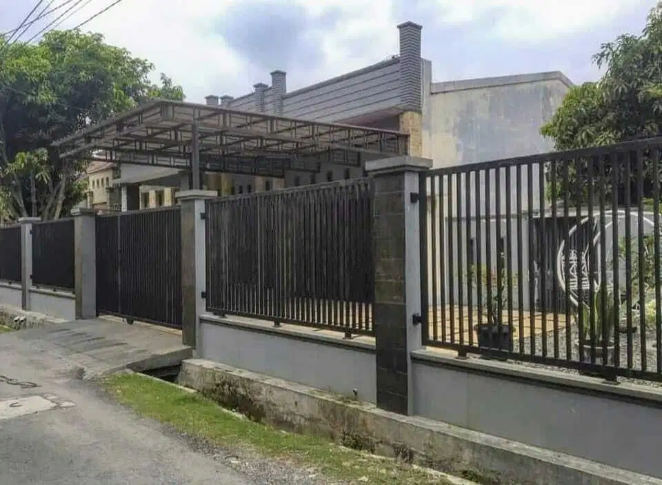 Rumah Mewah Sangat Luas dan Nyaman di Kota Medan