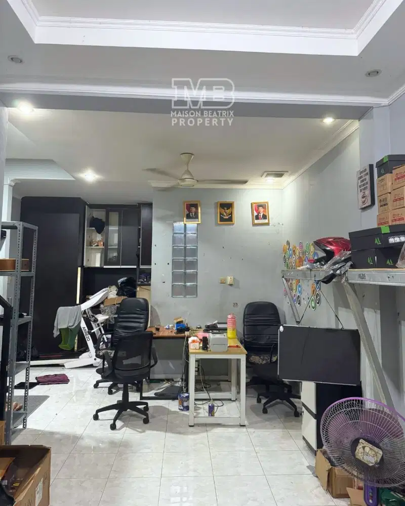Rumah dijual samping kantor walikota tangsel, rapih dan siap huni