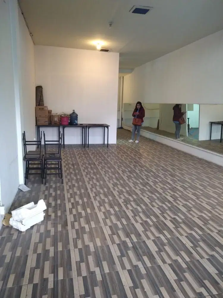 Disewakan Ruko Mainroad Cibeureum Raya Amir Mahmud