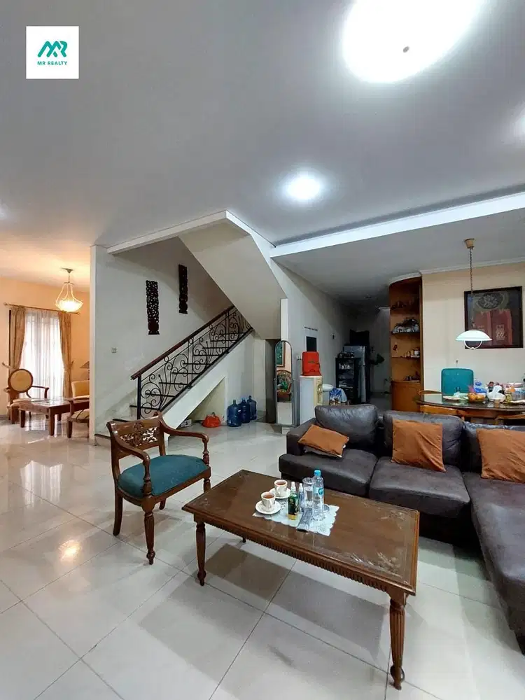 jual rumah american classic griya loka bsd 280 meter 2 lantai SHM