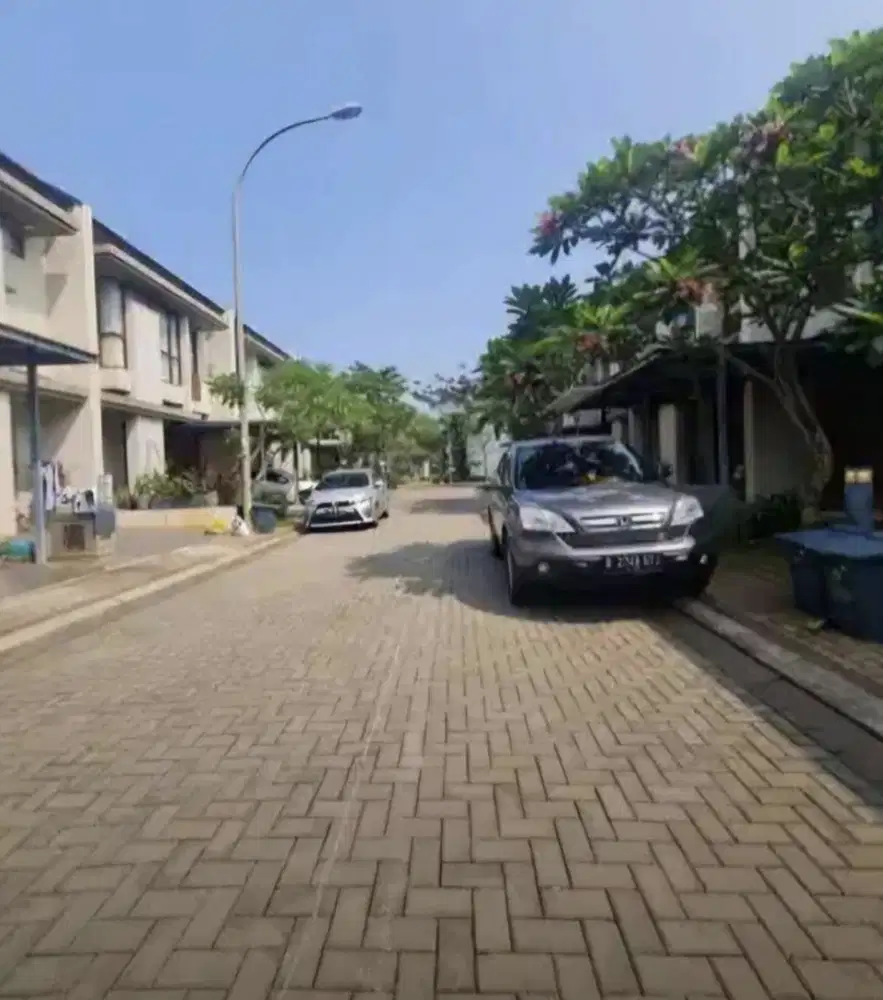 DIJUAL RUMAH CLUSTER PREMIUM 5 MNT DARI TOL JORR BSD