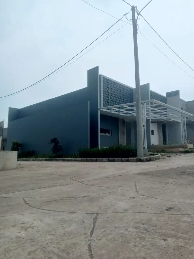 Hunian Asri di Kaki Gunung Salak