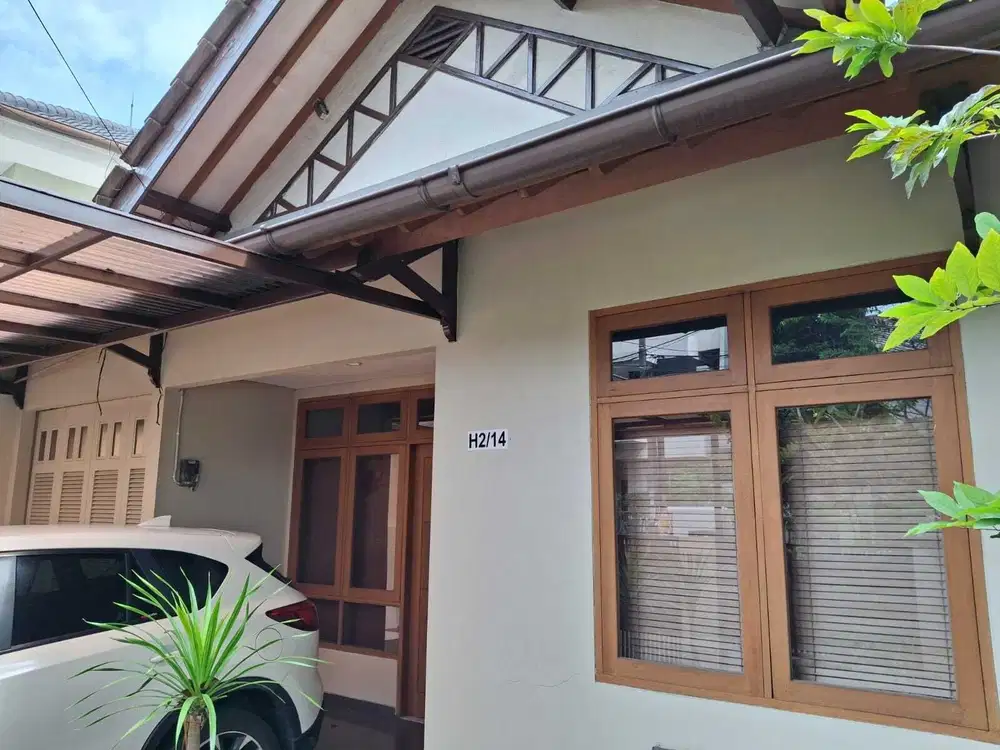 DIJUAL  Rumah siap huni Griya Loka - BSD