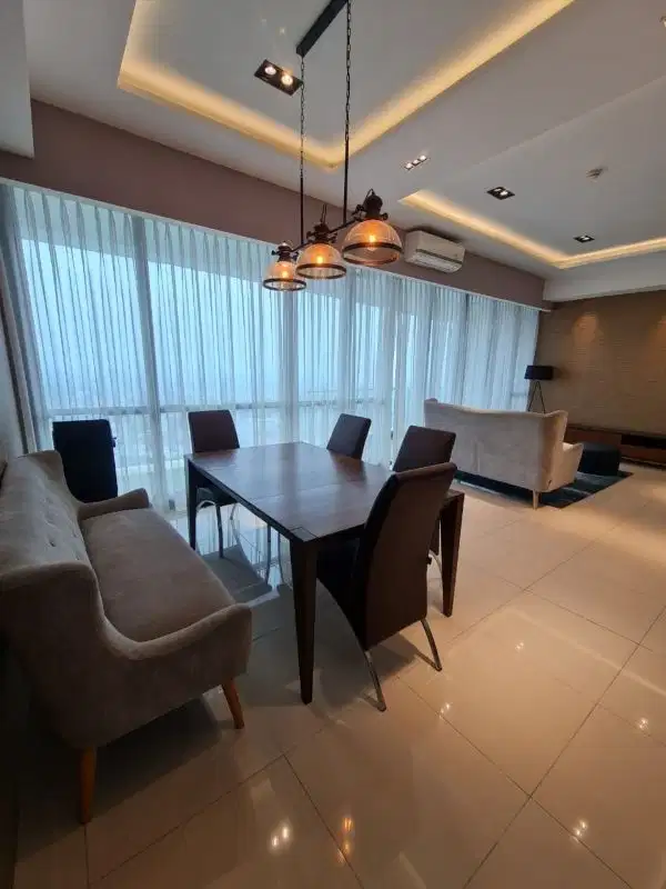 Presidential Tower lantai 36 MURAH (3 kamar) St Moritz Puri