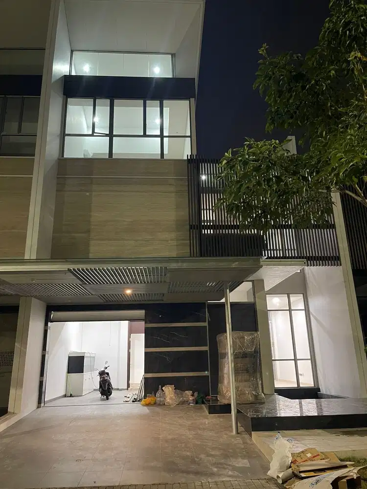 RUMAH GOLF ISLAND PIK CHOPIN UK 10X34,VIEW GOLF N LAUT,LIFT,3 LANTAI,