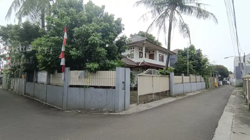 Di Jual Rumah Hook Asri Siap Huni Lokasi Strategis Di serpong Tangsel