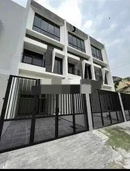 Rumah 4,2x20m Hadap Selatan 3 lantai Kepa Duri Mas Jakarta Barat