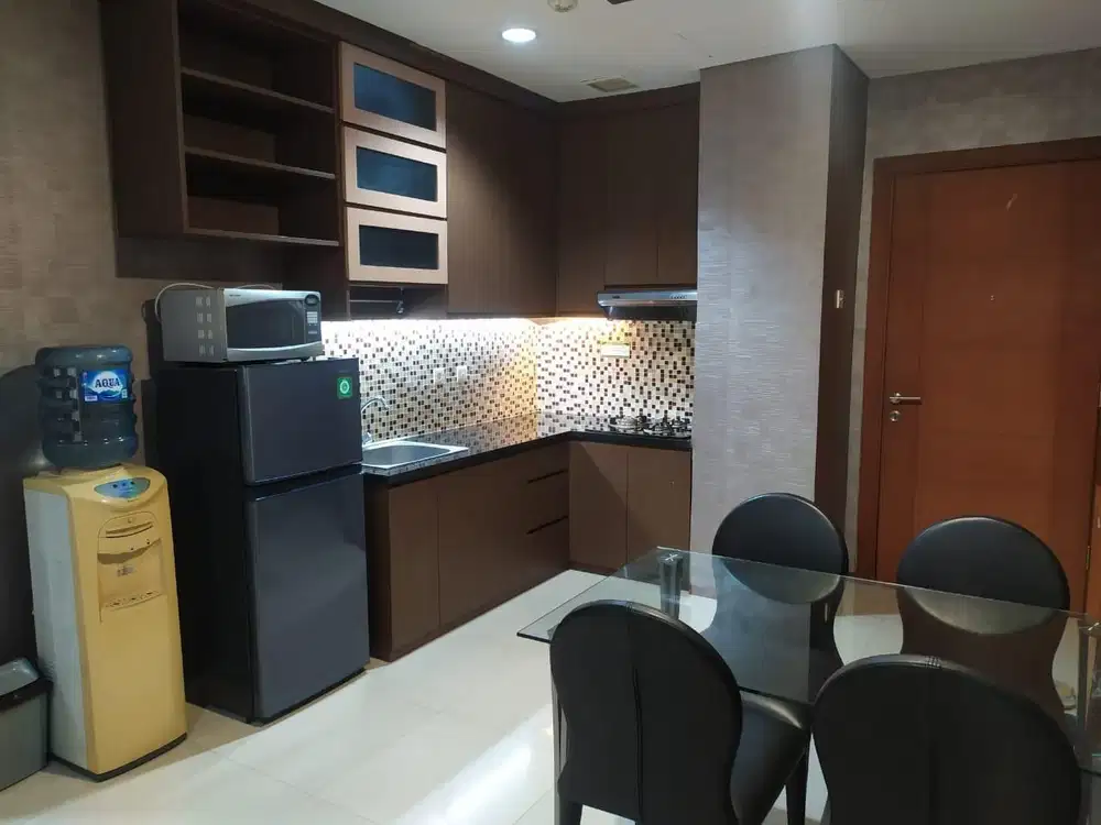 FOR RENT 2BR + Storage room- Jakarta Pusat