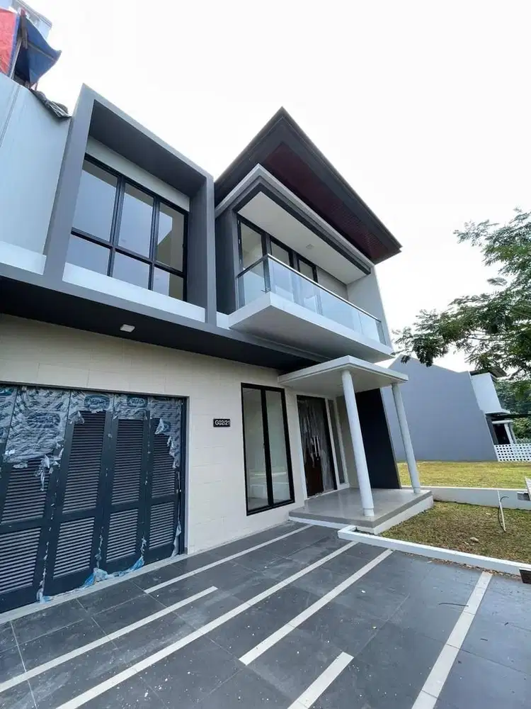 Dijual Rumah Mewah di Citragrand Cibubur CBD view Danau cantik