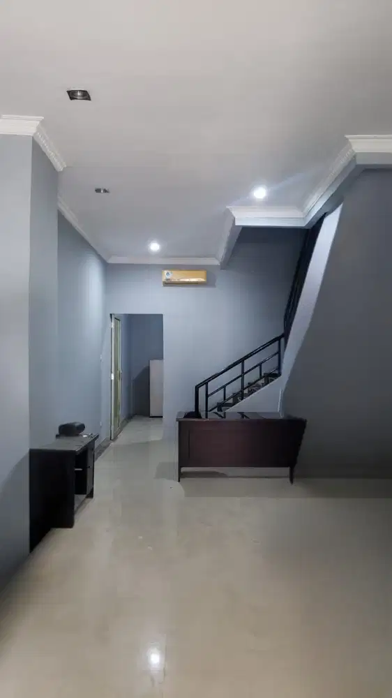 Dijual Ruko Taman Palem Lestari, Ruko Pelangi, Jakarta Barat