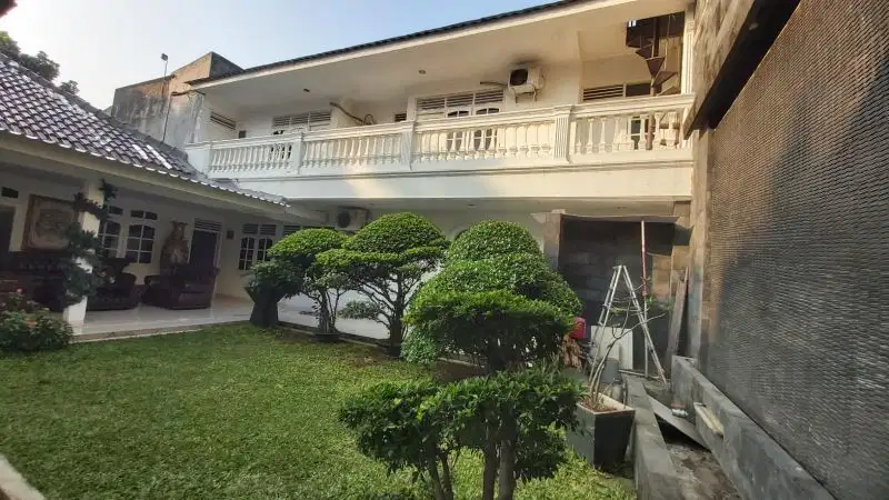 RUMAH MEWAH SIAP HUNI KAVLING AL DUREN SAWIT