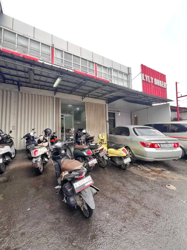 RUKO BAGUS LUAS MURAH STRATEGIS PINGGIR JALAN DI CONDET TENGAH JAKTIM