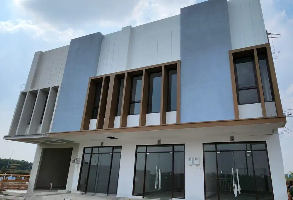 Termurah Ruko JBD 2lt 4,5x15m Hadap Jalan di Jakarta Garden City