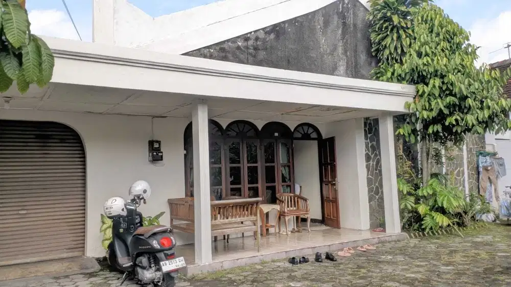 RUMAH LUAS STRATEGIS MURAH DI DAERAH PATANG PULUHAN KOTA YOGYAKARTA