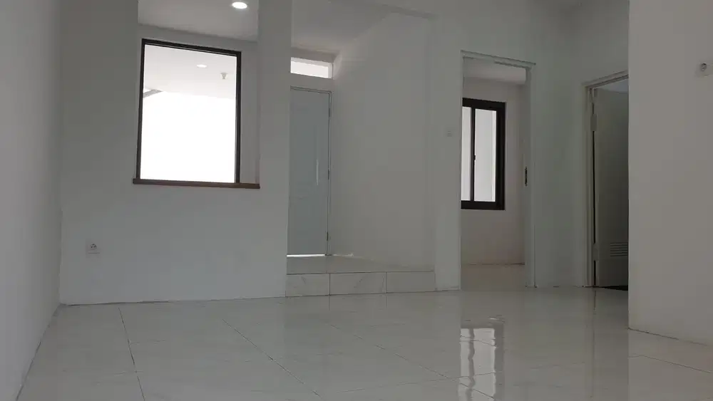 Jual Rumah Termurah Baru Renovasi Total Di Villa Regency 2 Tangerang