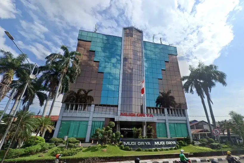 SEWA RUANG KANTOR GEDUNG MUGI GRIYA JAKARTA SELATAN