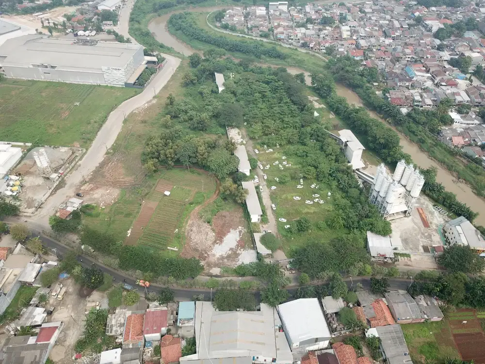 TANAH DIJUAL UNTUK INDUSTRI DAN KOMERSIL (bonus bangunan ex pool Taxi)
