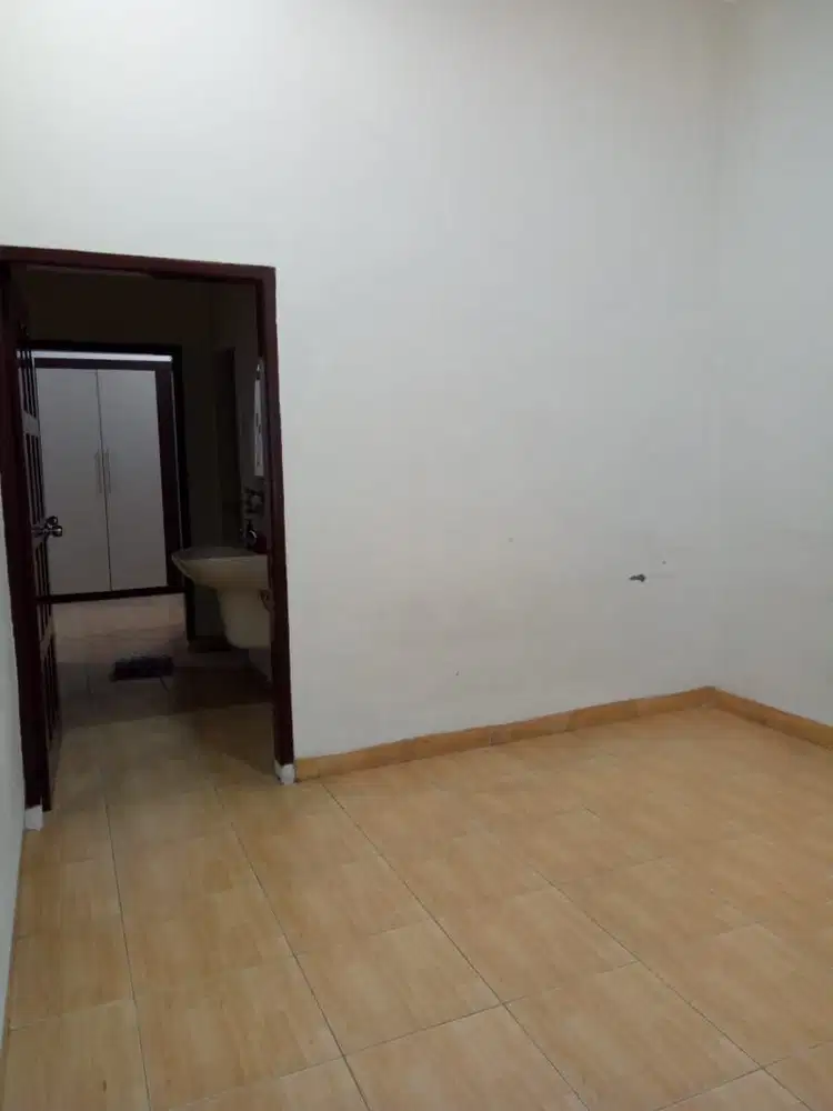 Rumah Komplek Cemara Asri Jalan Jasmine Siap Huni