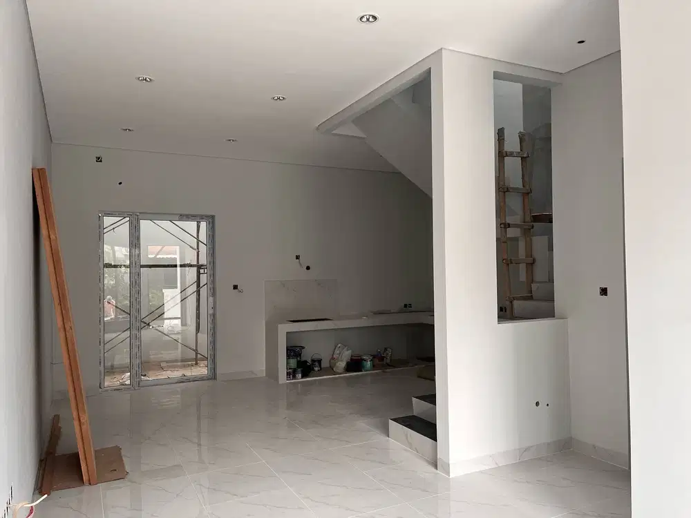 DIJUAL RUMAH Baru  2 lantai di Sektor 8B gading serpong