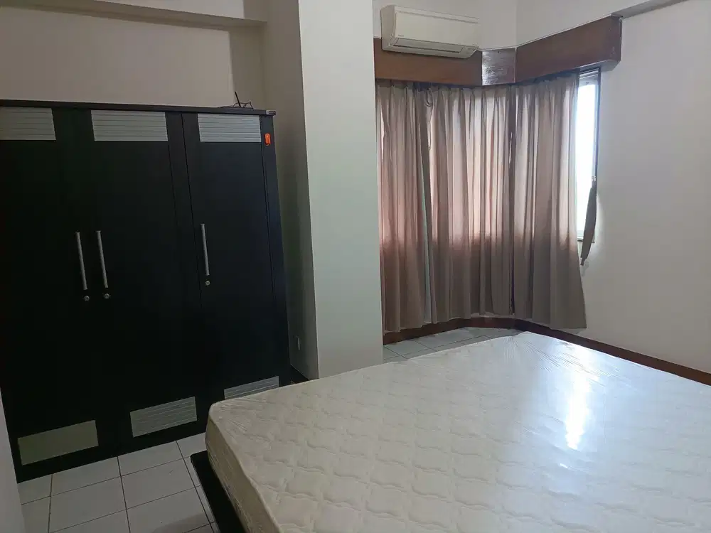 sewakan Tahunan apartemen wesling kedoya full furnis dekat puri indah