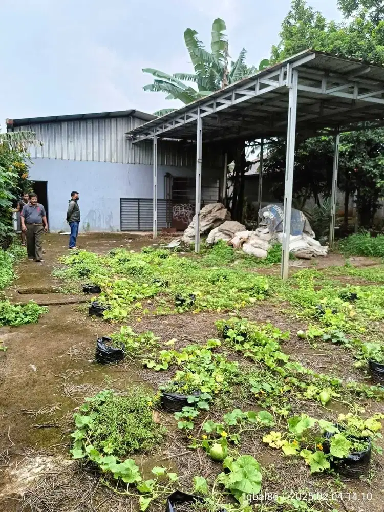 Gudang di setu ciledug dekat exit tol burangkeng