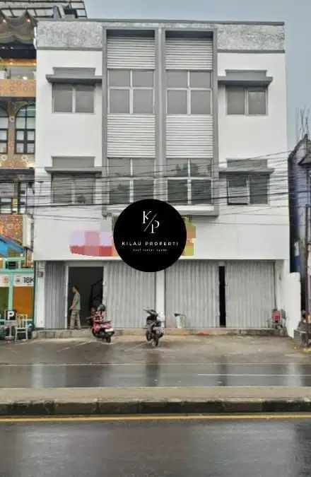 Dijual 2 Ruko Gandeng Baru Renovasi di Pinggir Jalan Raya Bogor.
