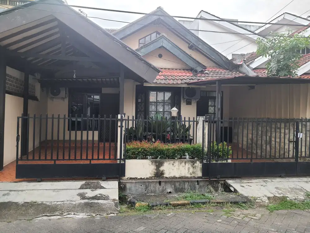 Turun Harga Rumah - Sektor 5 Bintaro, Tangerang Selatan