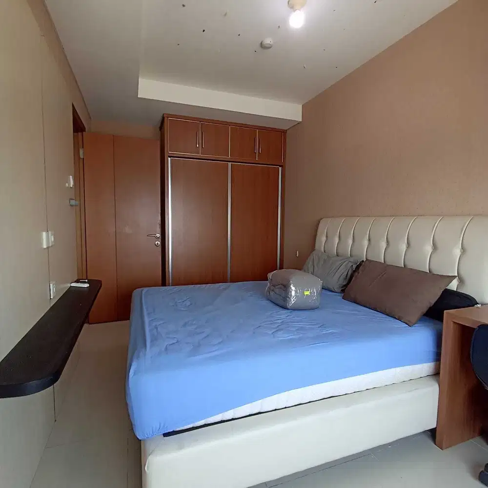 Condominium Greenbay pluit