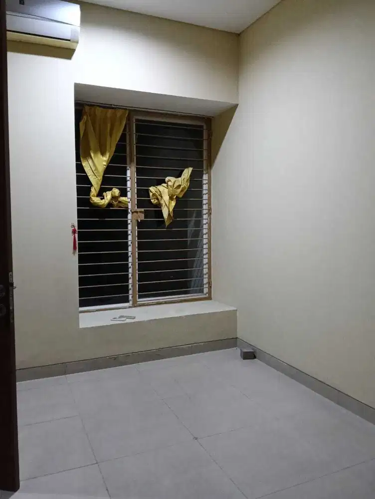 Disewakan Rumah PIK PURI GRISENDA 6x18,5