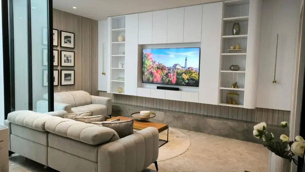 Rumah full furnished mewah seperti show unit