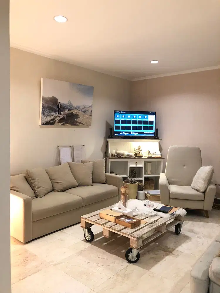 Rumah Cluster Kebun Jeruk Jakbar