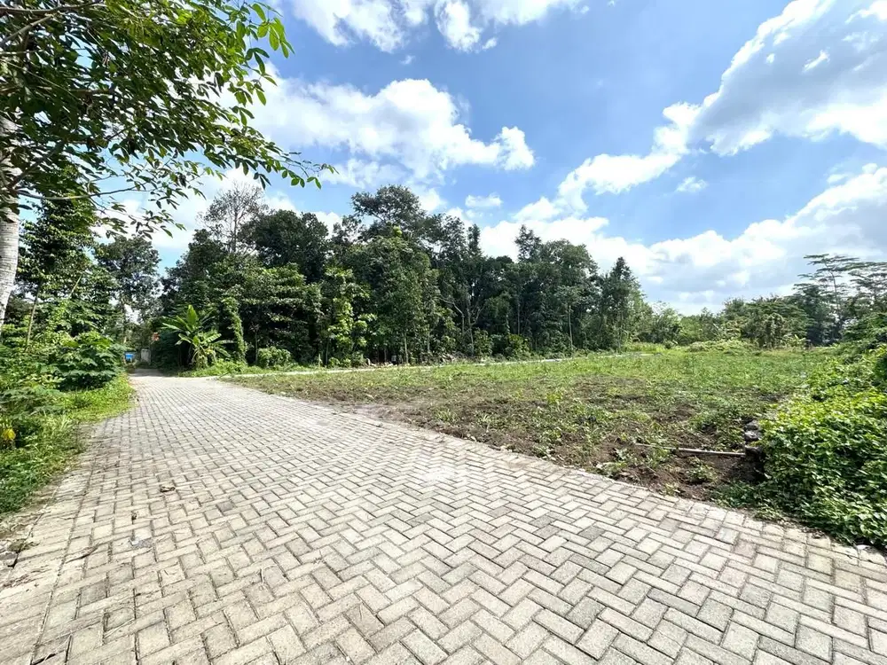 Tanah Pekarangan Belakang Kampus UII Jogja