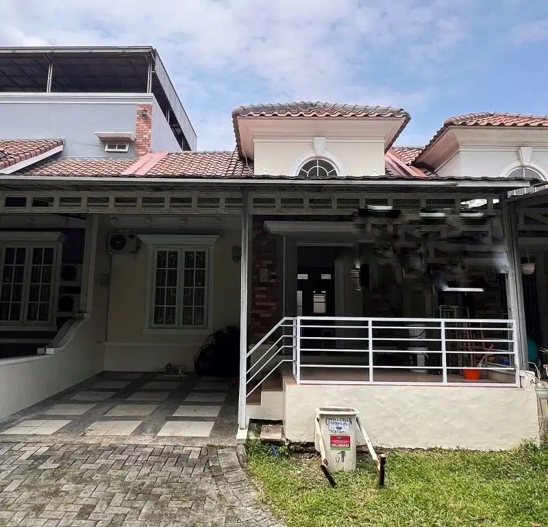 BU  DIJUAL MURAH Rumah Siap Huni Cantik Sistem Cluster Citra Gran