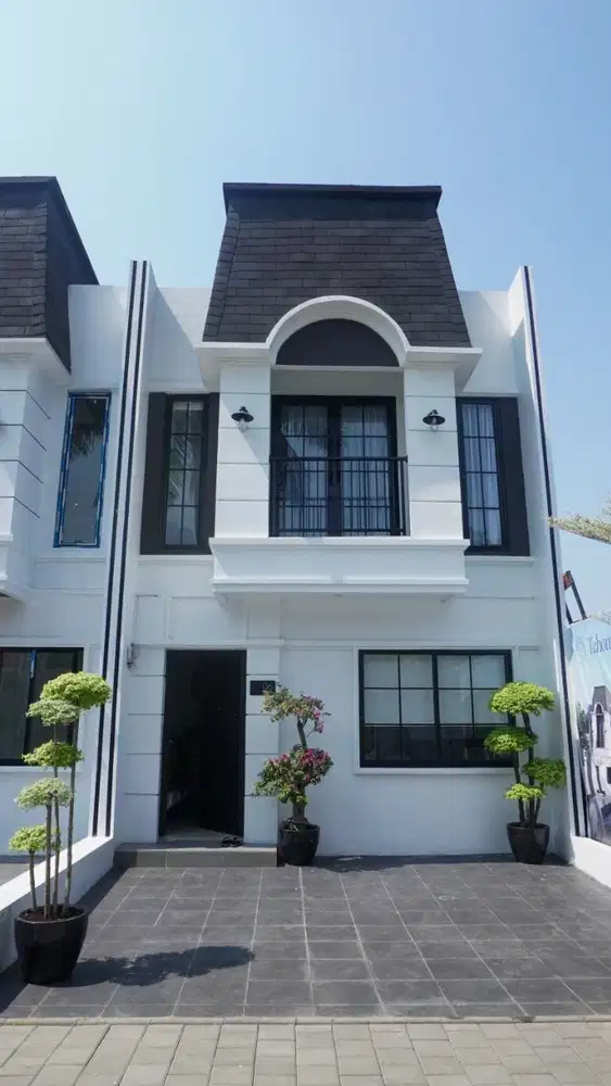 Rumah Klasik 5 menit ke Tol jagorawi dan 15 menit ke LRT Cibubur