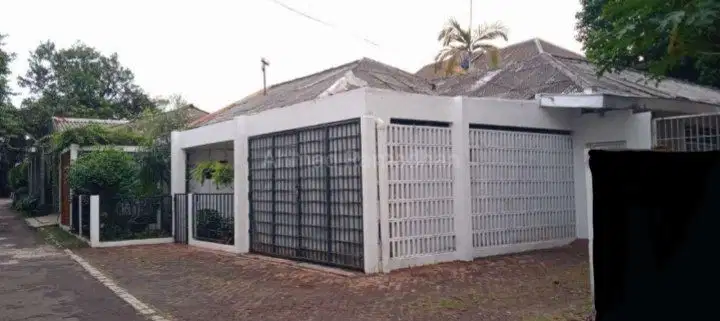 Rumah Klasik Tanah 428 m² Cidodol Kebayoran Lama Jakarta Selatan